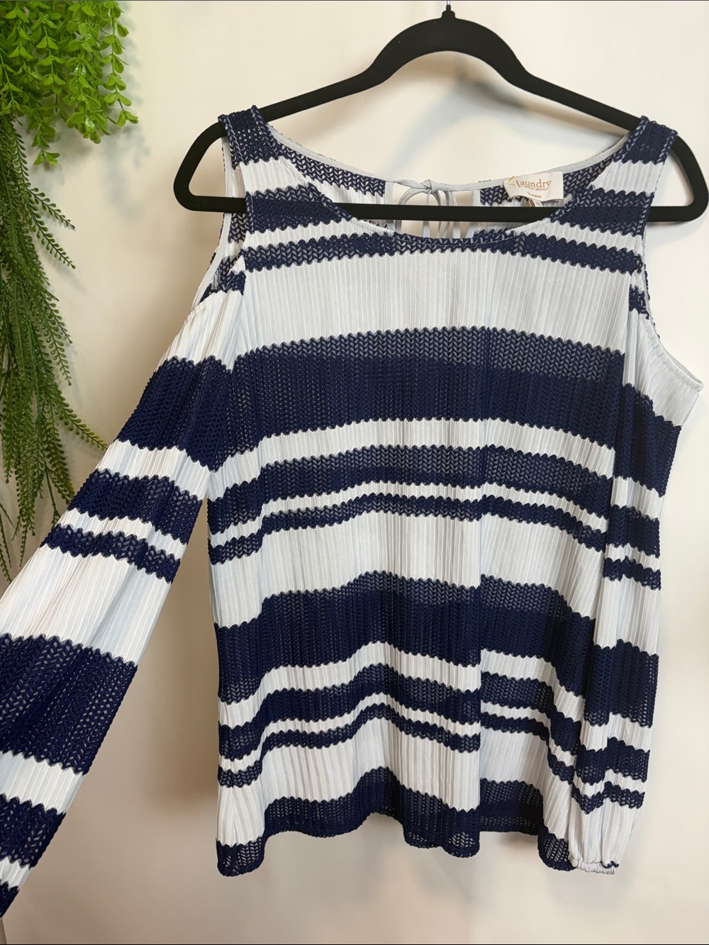 Laundry By Shelli Segal Navy and White Cold-Shoulder Striped Long Sleeve Top